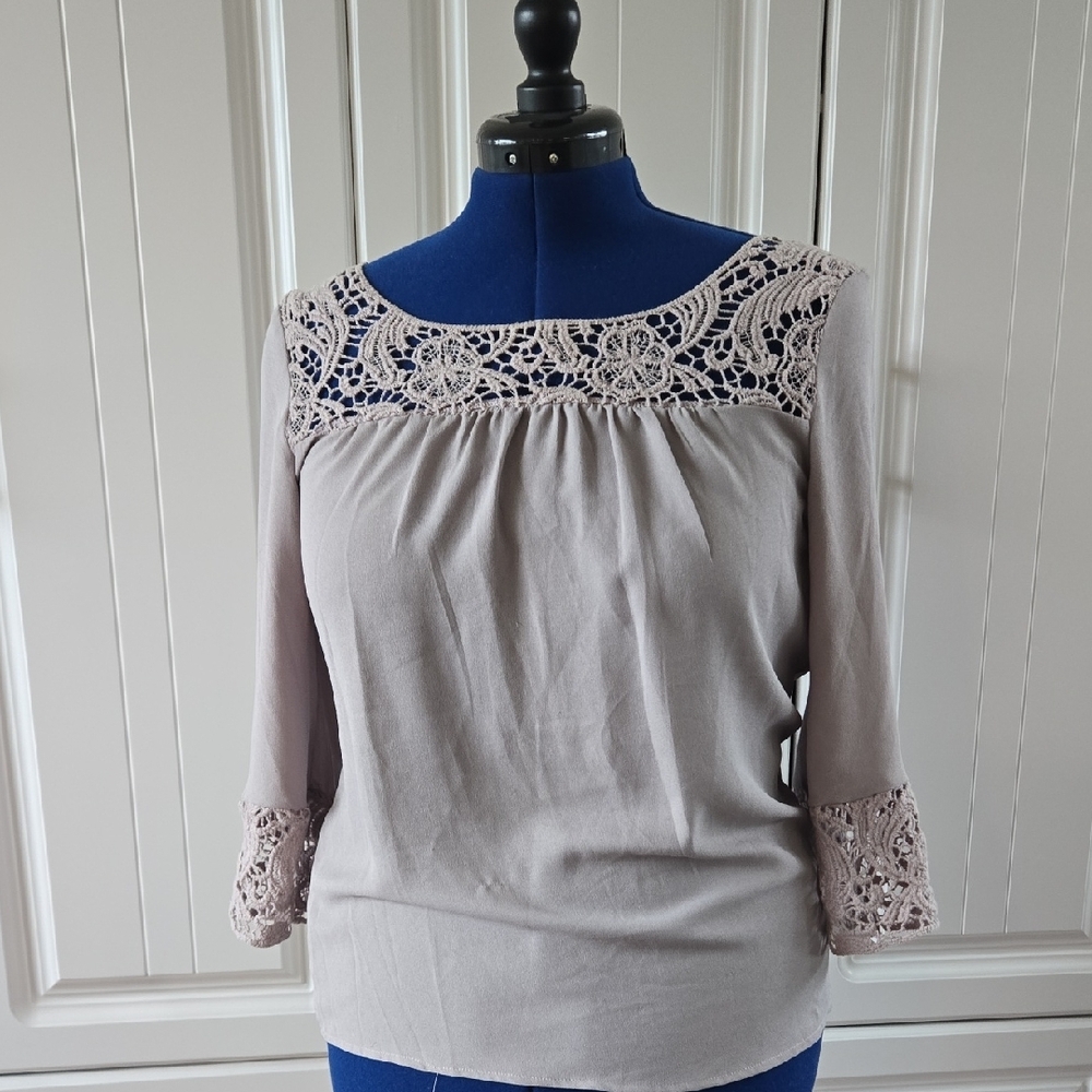 Adiva Tan Embellished 3/4 Sleeve Blouse